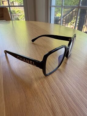 CHANEL SQUARE BLUE LIGHT GLASSES